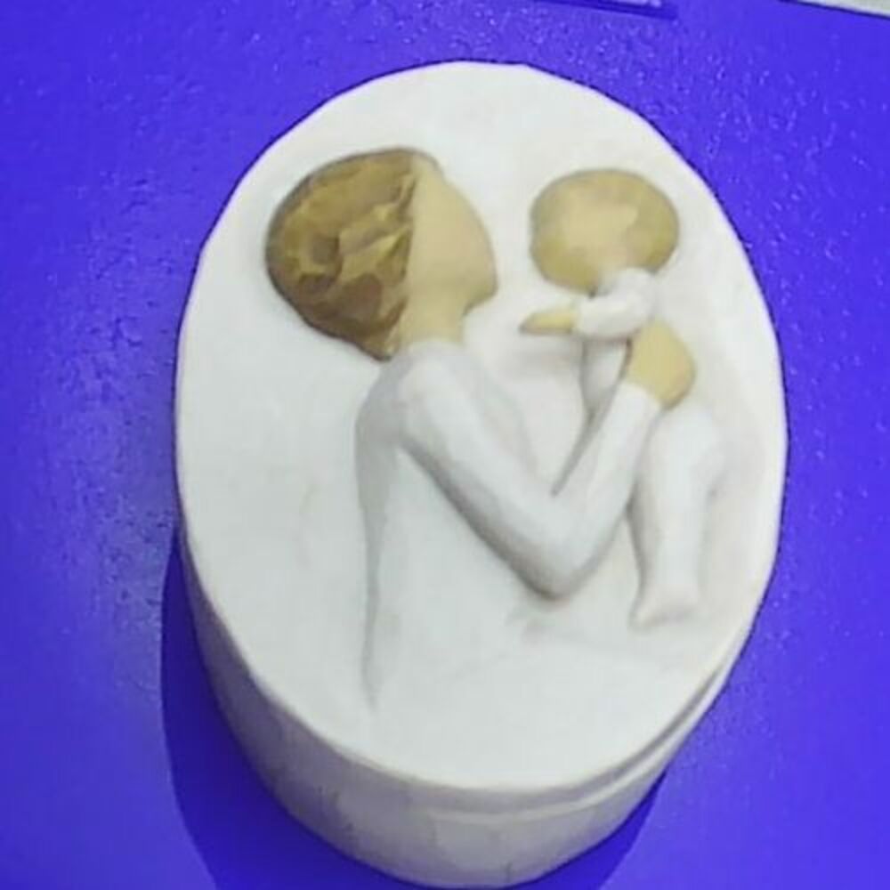 WILLOW TREE~2005~GRANDMOTHER w/ BABY Oval TRINKET KEEPSAKE BOX~Susan Lordi